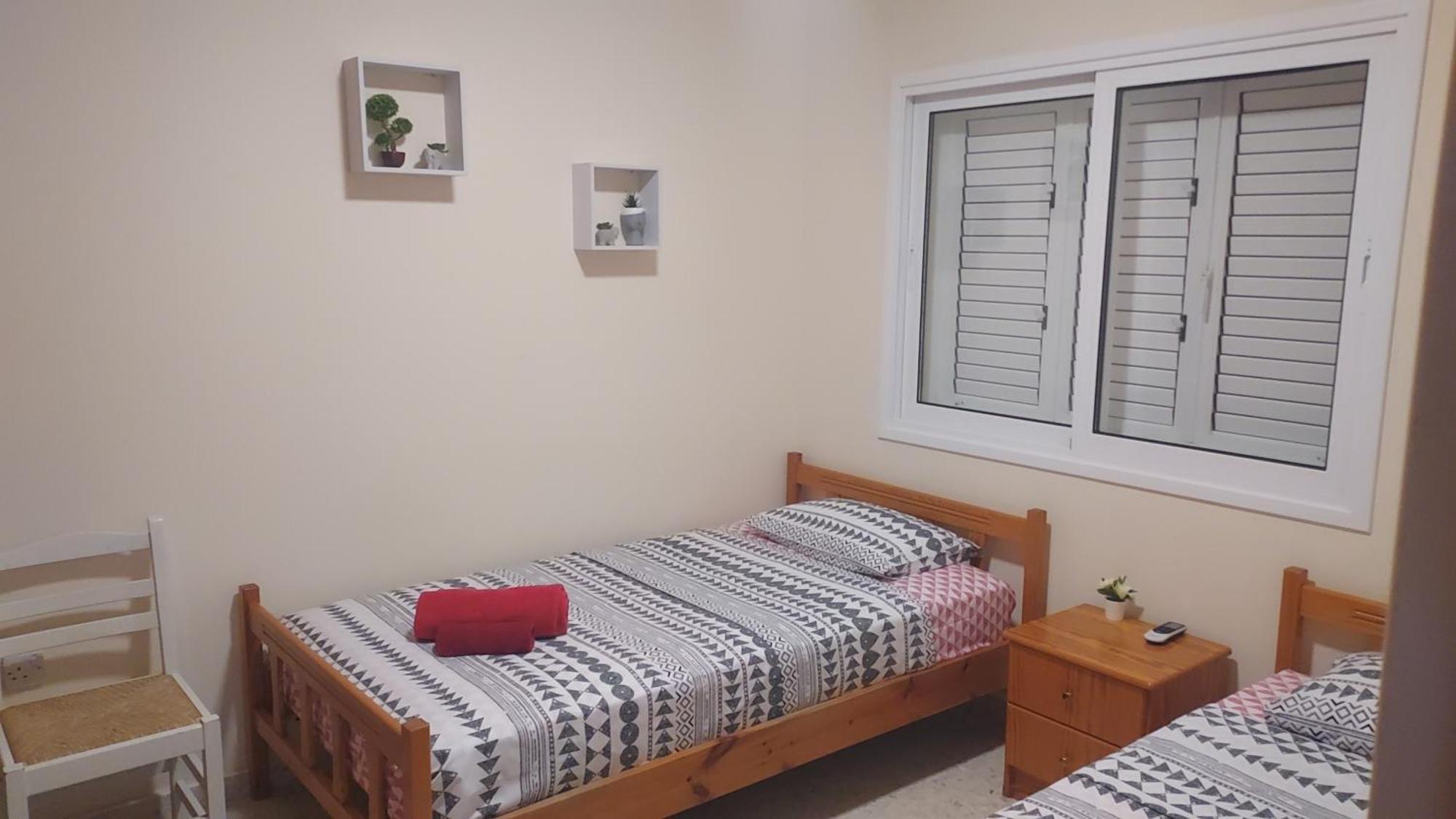 Sea Breeze Maisonette Apartment *